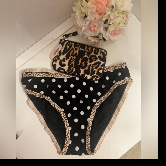 Bundle ❤️Victoria’s Secret cotton Short Pajama Set & panty plus wallet